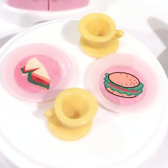 Kitchen Set for Dollhouse - Picture 10 of 14